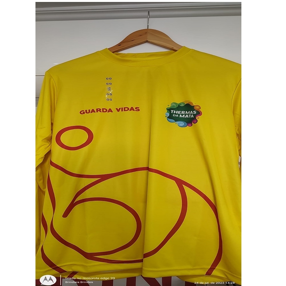 AMARELO